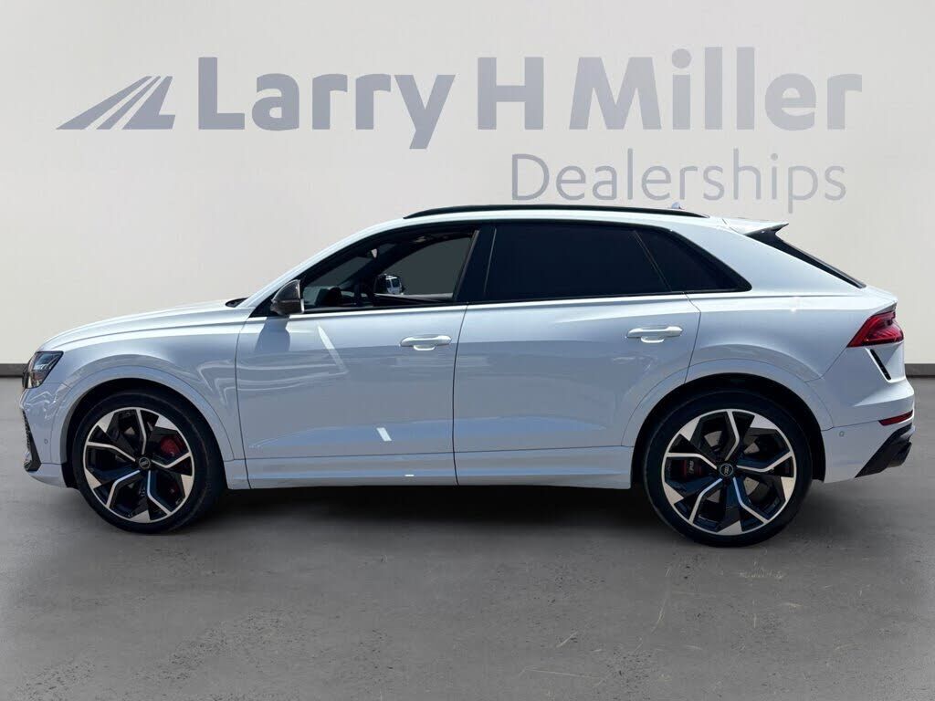 2024 Audi RS Q8