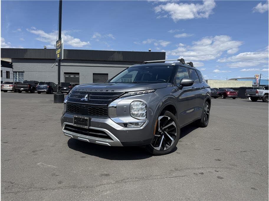 2022 MITSUBISHI Outlander