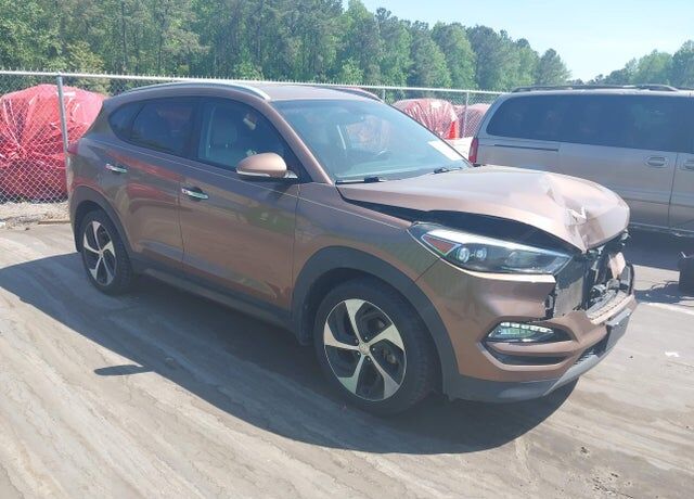 2016 HYUNDAI Tucson