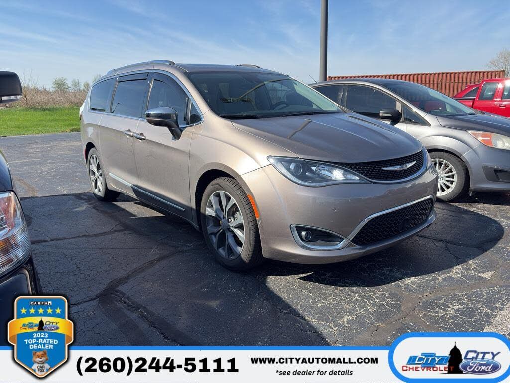 2017 CHRYSLER Pacifica