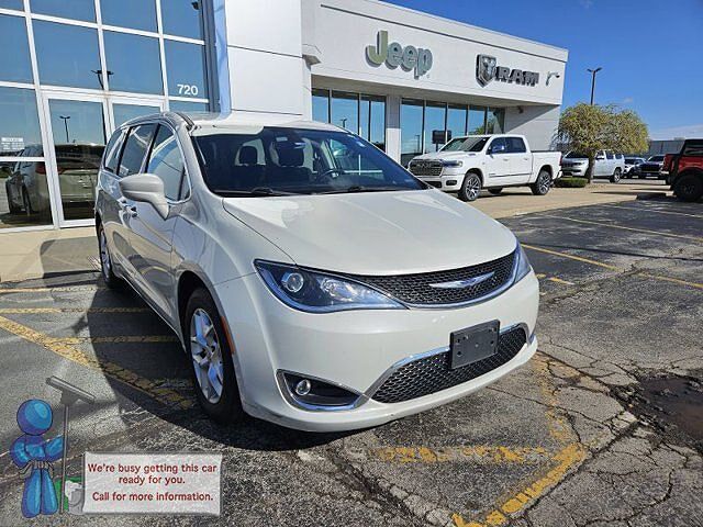 2020 CHRYSLER Pacifica