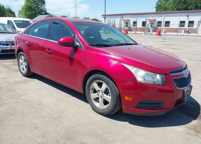2013 CHEVROLET Cruze