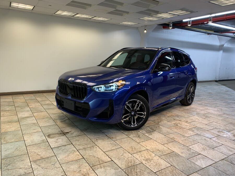 2023 BMW X1