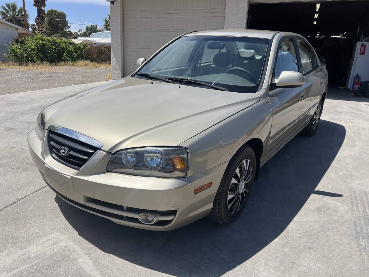 2005 HYUNDAI Elantra