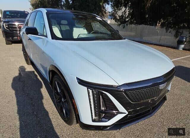 2025 CADILLAC Lyriq