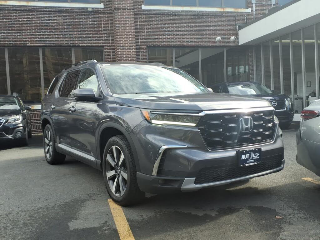 2023 HONDA Pilot