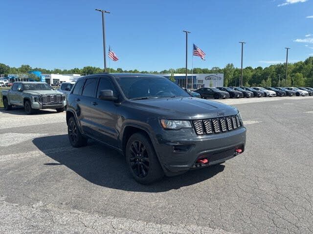 2017 JEEP Grand Cherokee