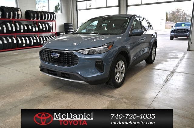 2023 FORD Escape