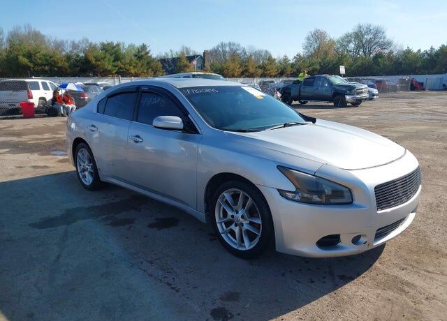 2012 NISSAN Maxima