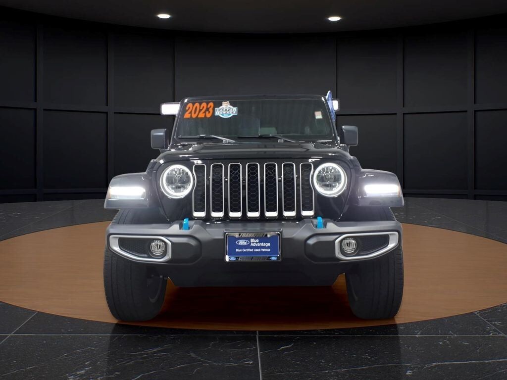 2023 JEEP Wrangler