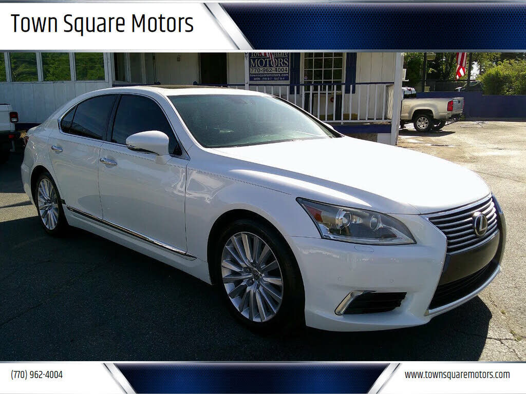 2013 LEXUS LS
