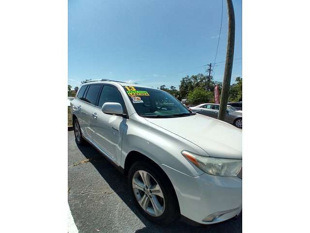 2013 TOYOTA Highlander