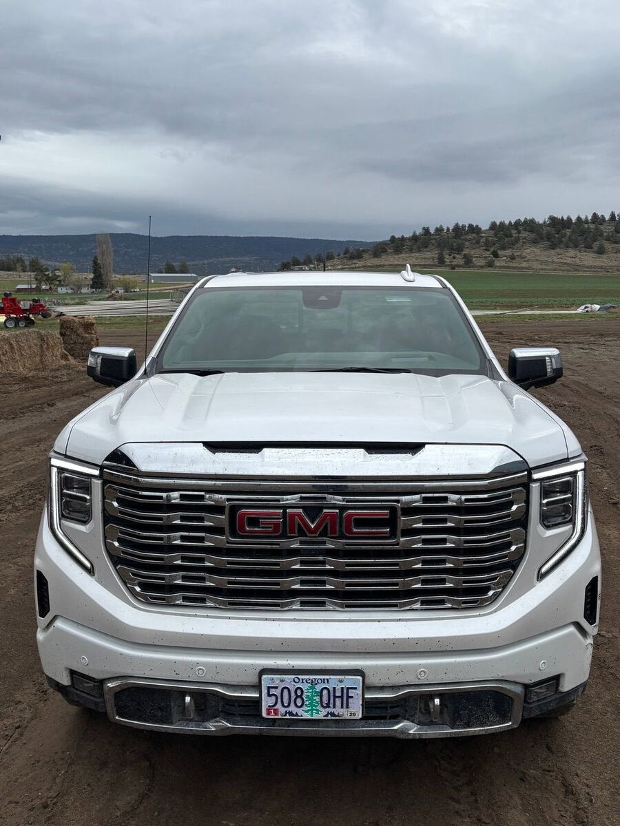 2024 GMC Sierra