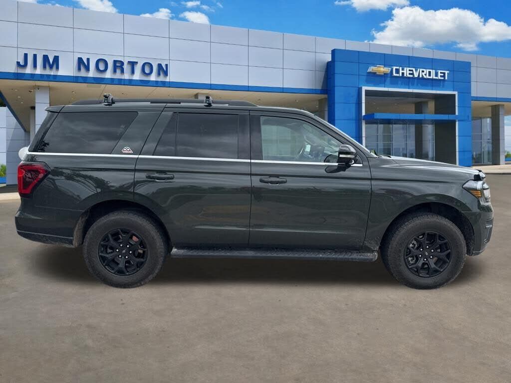 2022 FORD Expedition