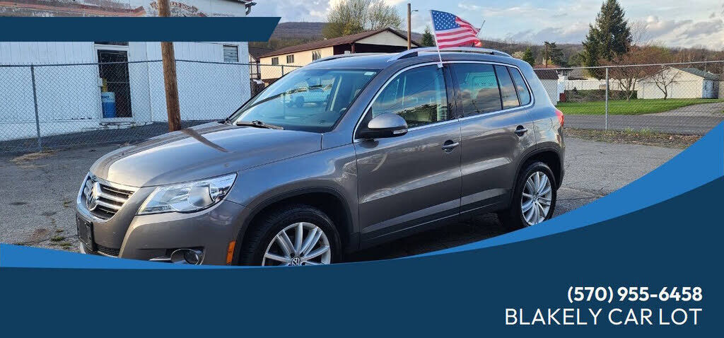 2011 VOLKSWAGEN Tiguan