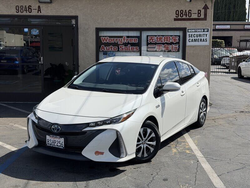 2020 TOYOTA Prius