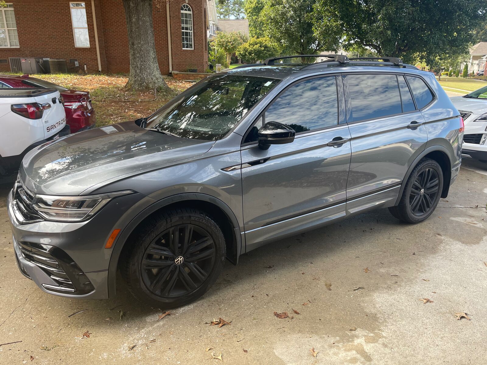 2022 VOLKSWAGEN Tiguan