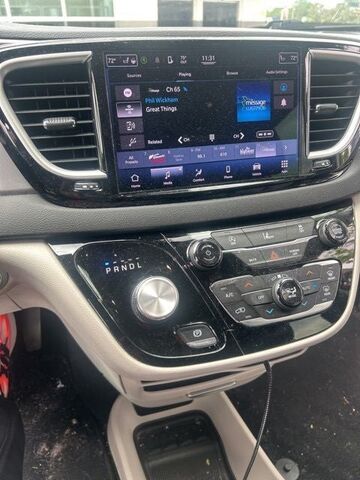 2022 CHRYSLER Pacifica