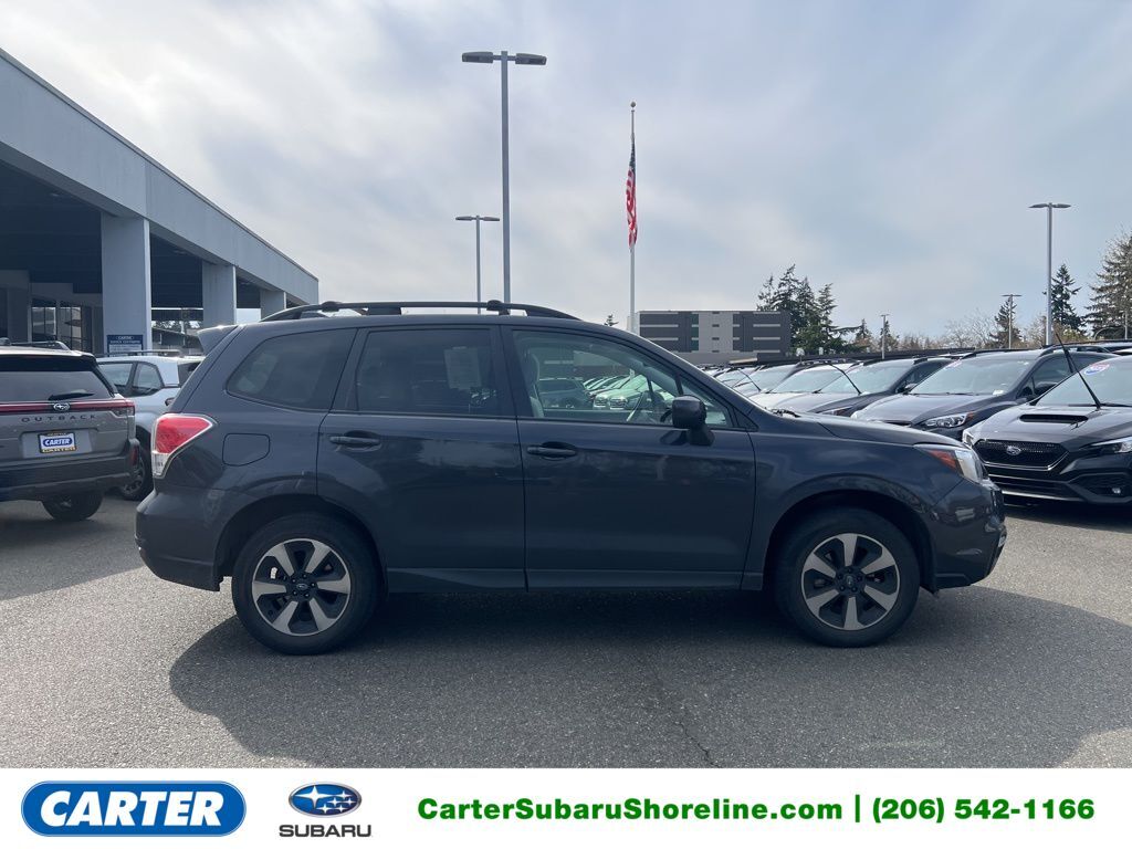 2018 SUBARU Forester