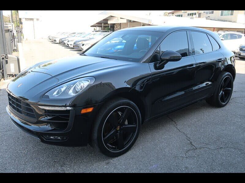 2015 PORSCHE Macan