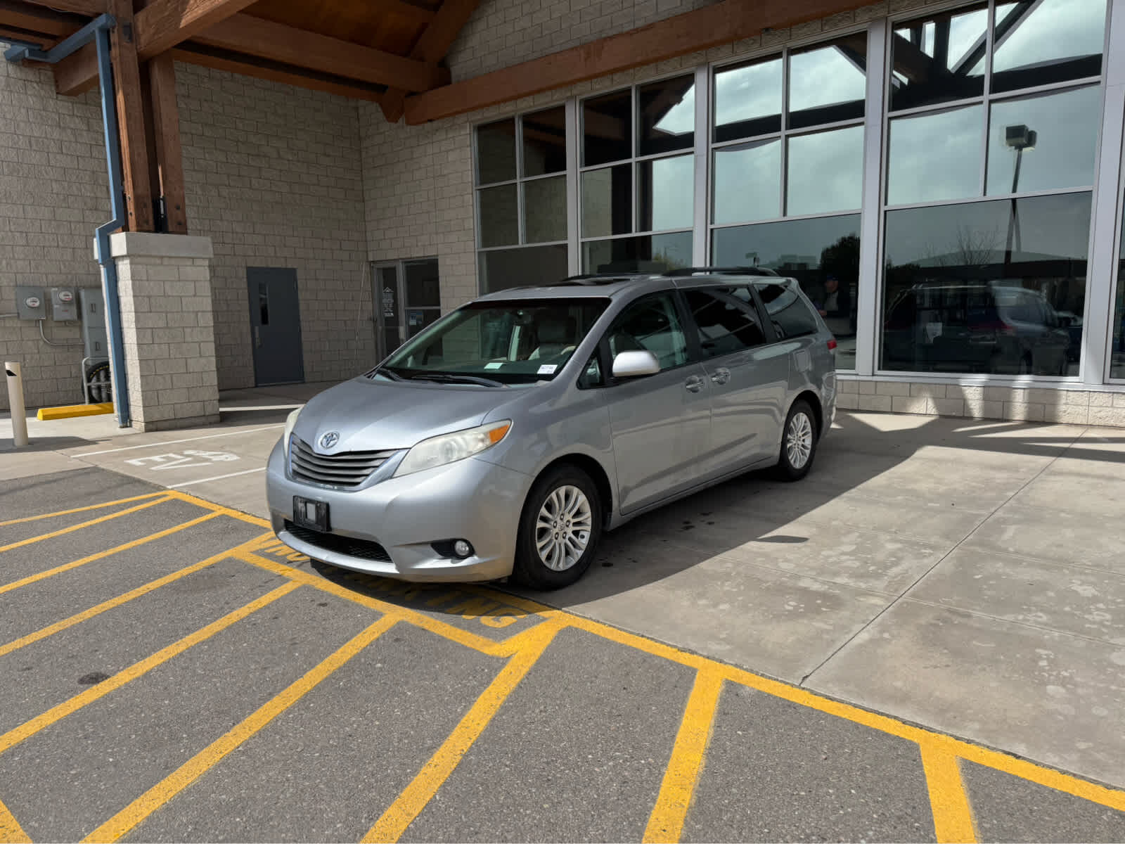2013 TOYOTA Sienna
