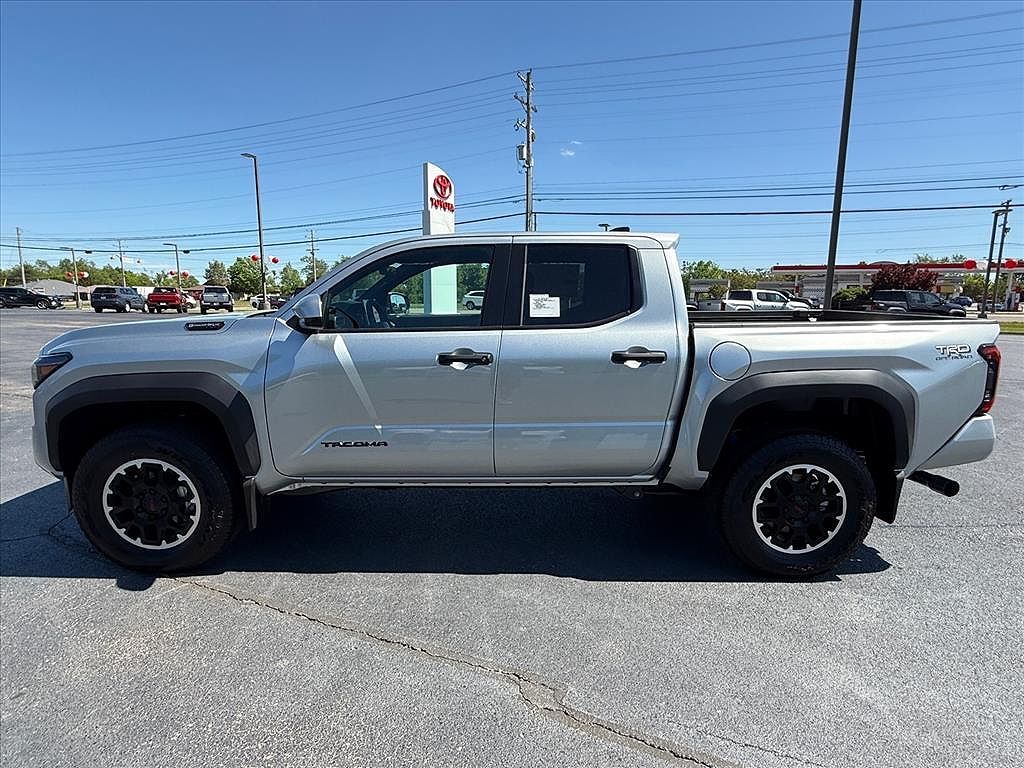 2026 TOYOTA Tacoma