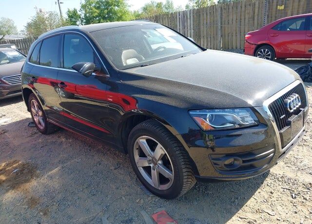 2011 AUDI Q5