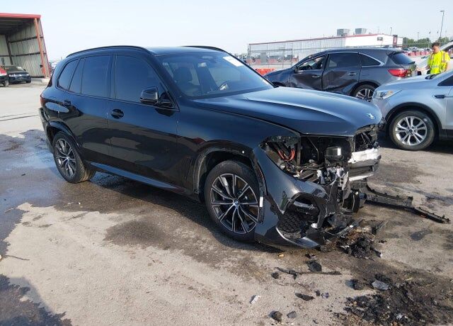 2023 BMW X5