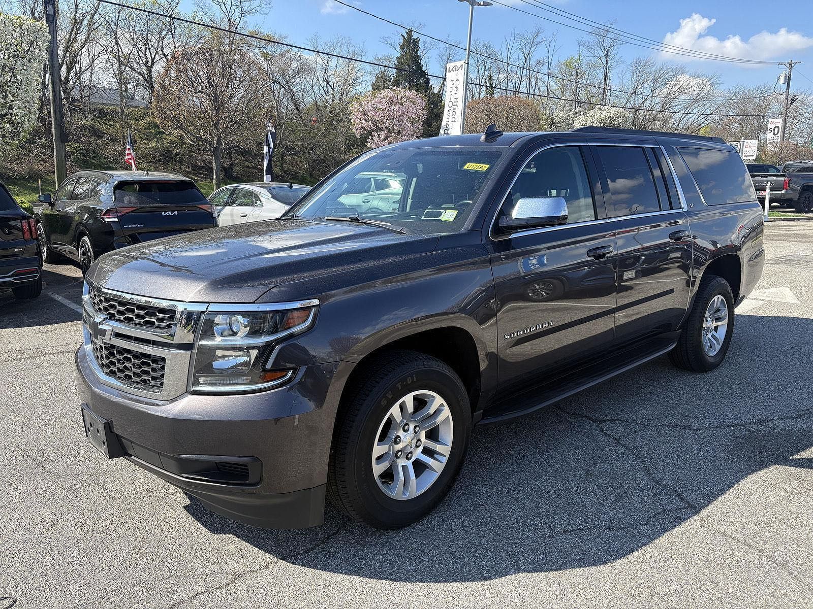 2016 CHEVROLET Suburban