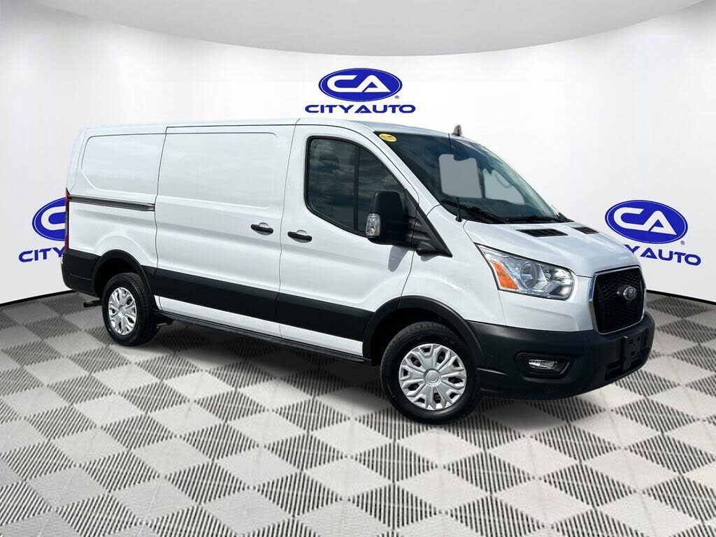 2022 FORD Transit