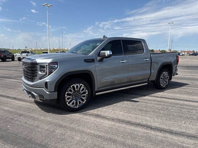 2024 GMC Sierra