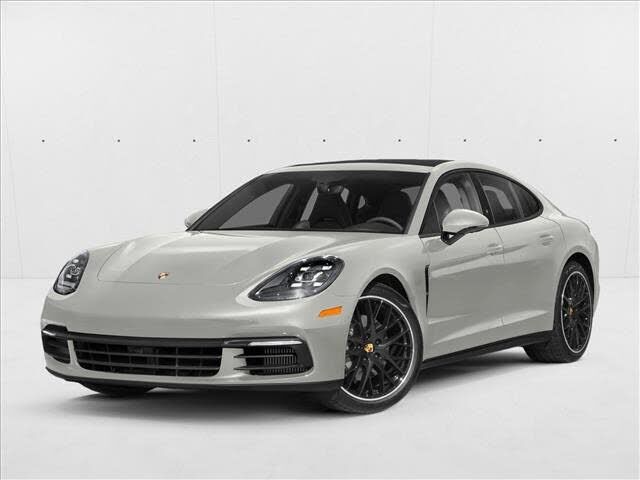 2018 PORSCHE Panamera