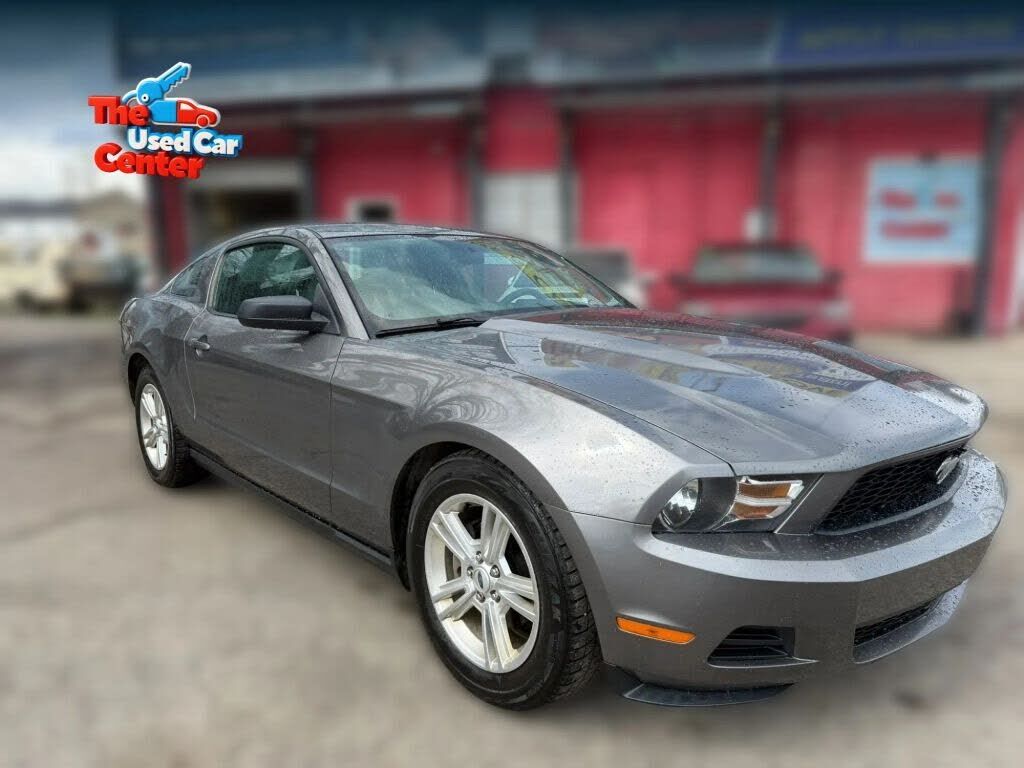 2010 FORD Mustang