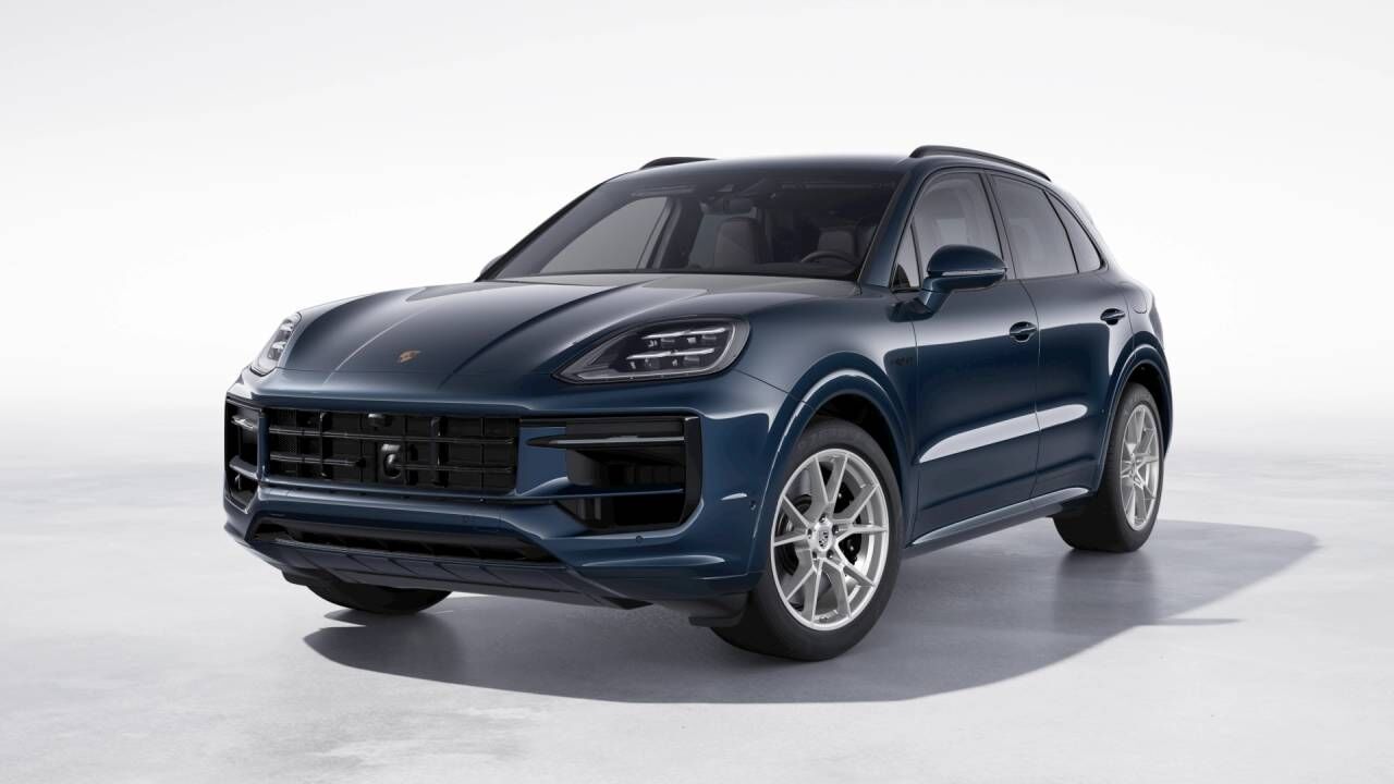 2026 PORSCHE Cayenne