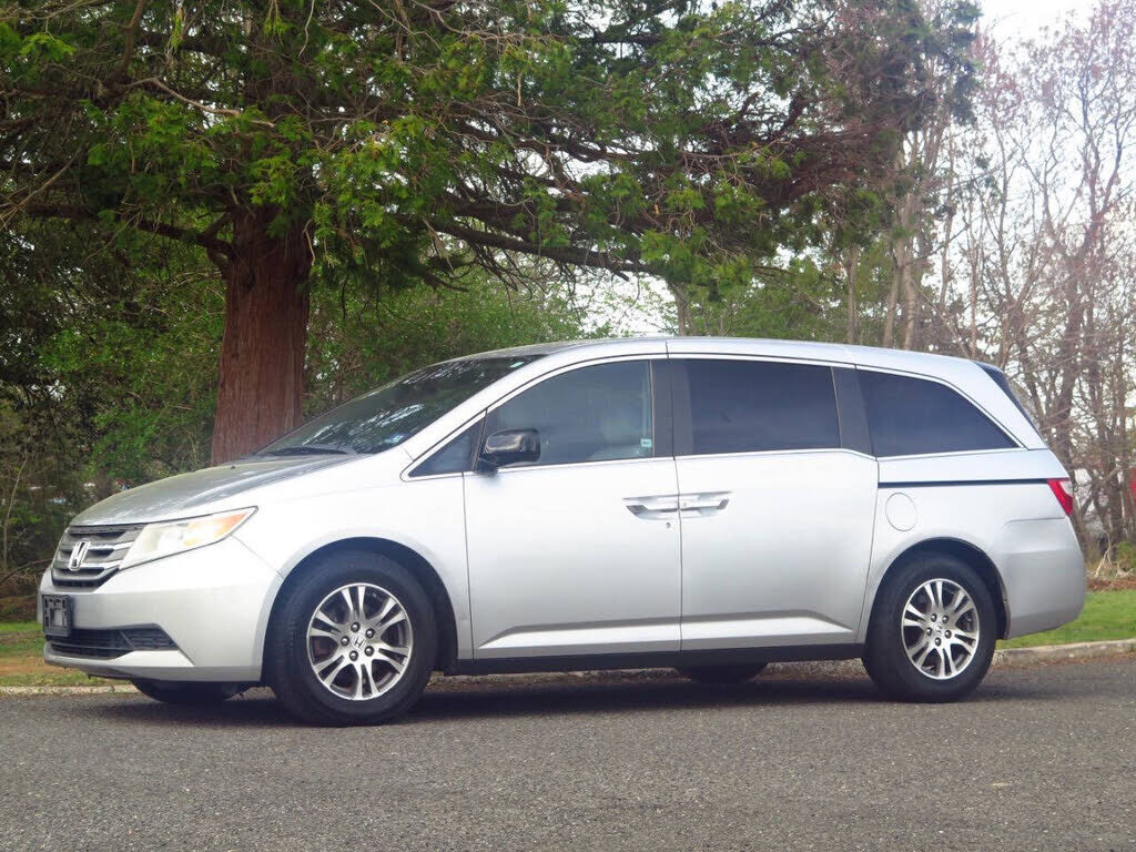2011 HONDA Odyssey