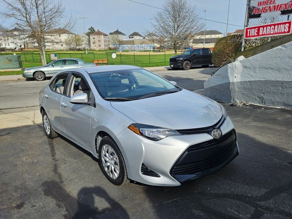 2018 TOYOTA Corolla