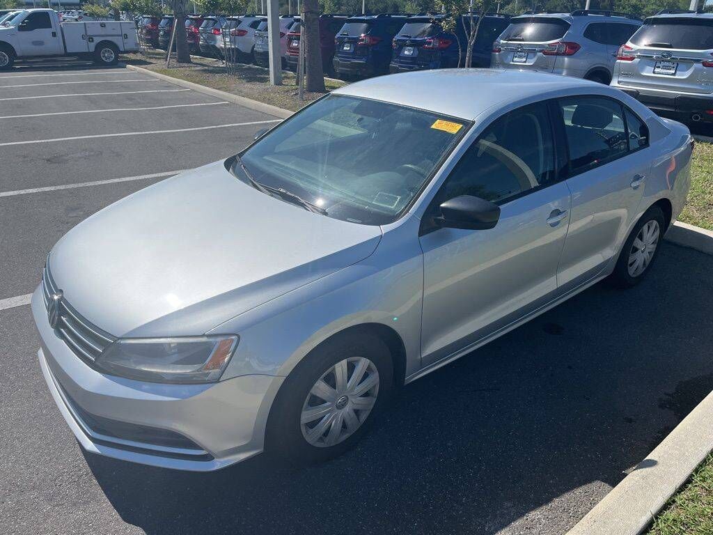 2016 VOLKSWAGEN Jetta