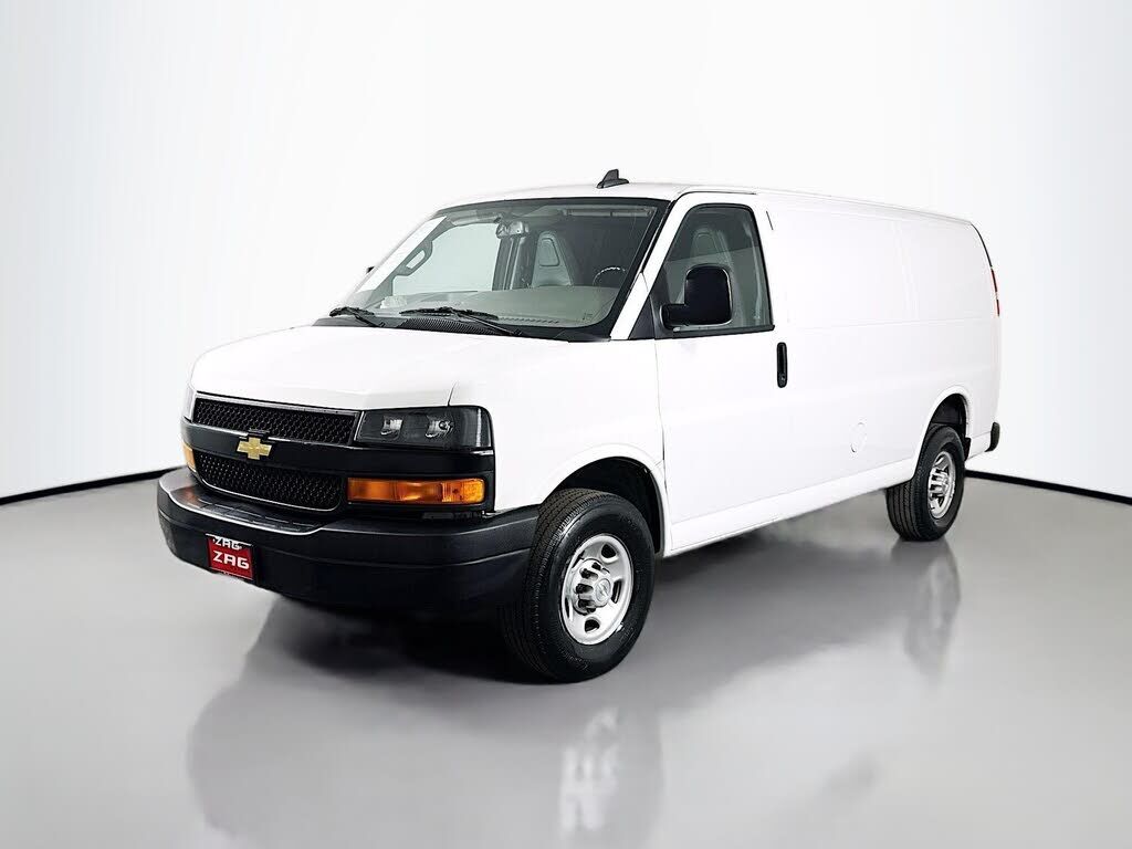 2021 CHEVROLET Express