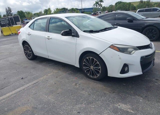 2014 TOYOTA Corolla