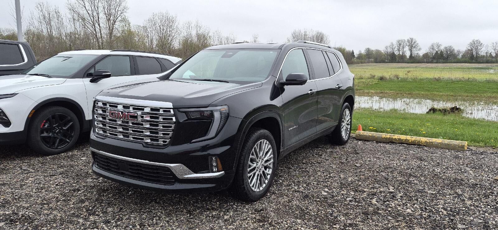 2024 GMC Acadia