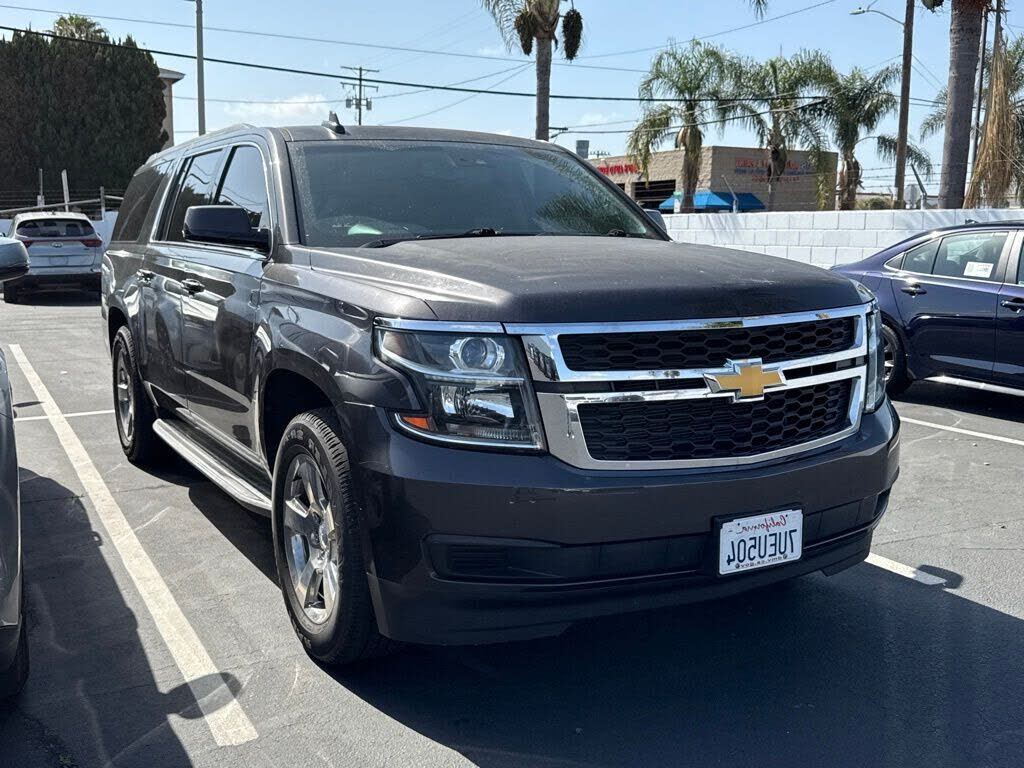 2016 CHEVROLET Suburban