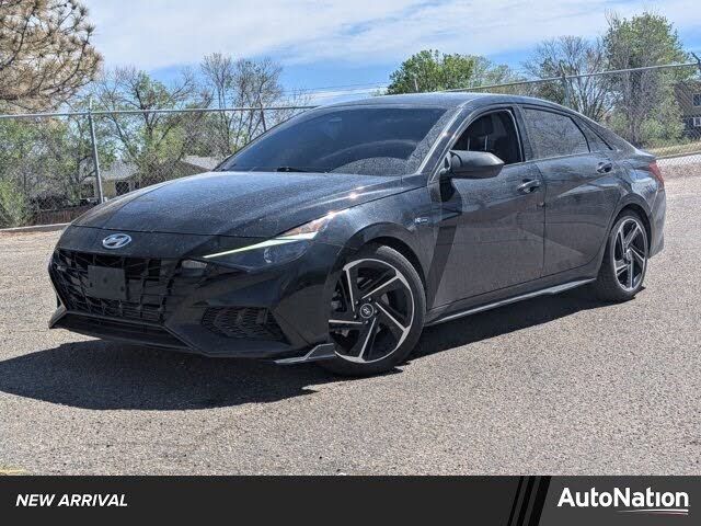 2023 HYUNDAI Elantra