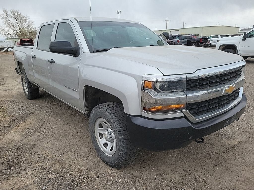 2018 CHEVROLET Silverado