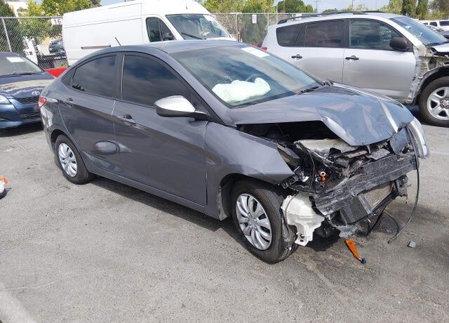 2017 HYUNDAI Accent
