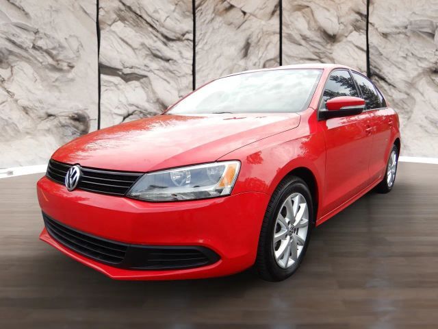 2011 VOLKSWAGEN Jetta
