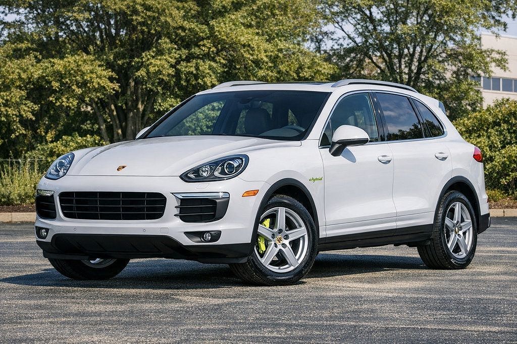 2016 PORSCHE Cayenne