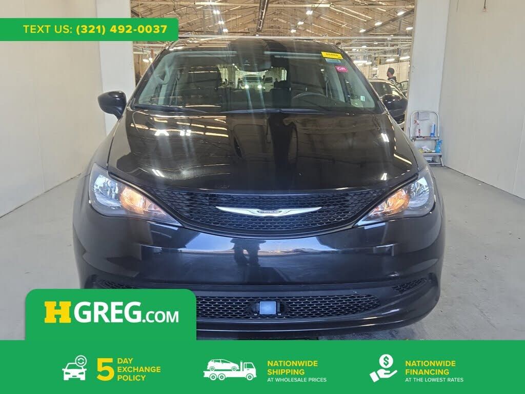 2023 CHRYSLER Voyager