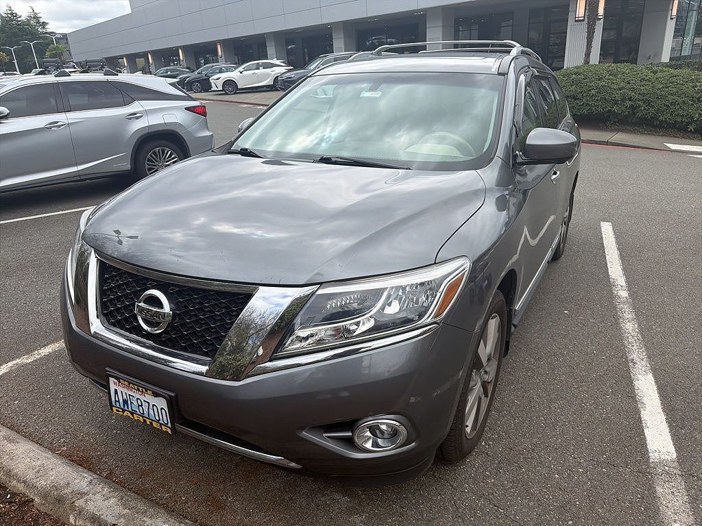 2015 NISSAN Pathfinder