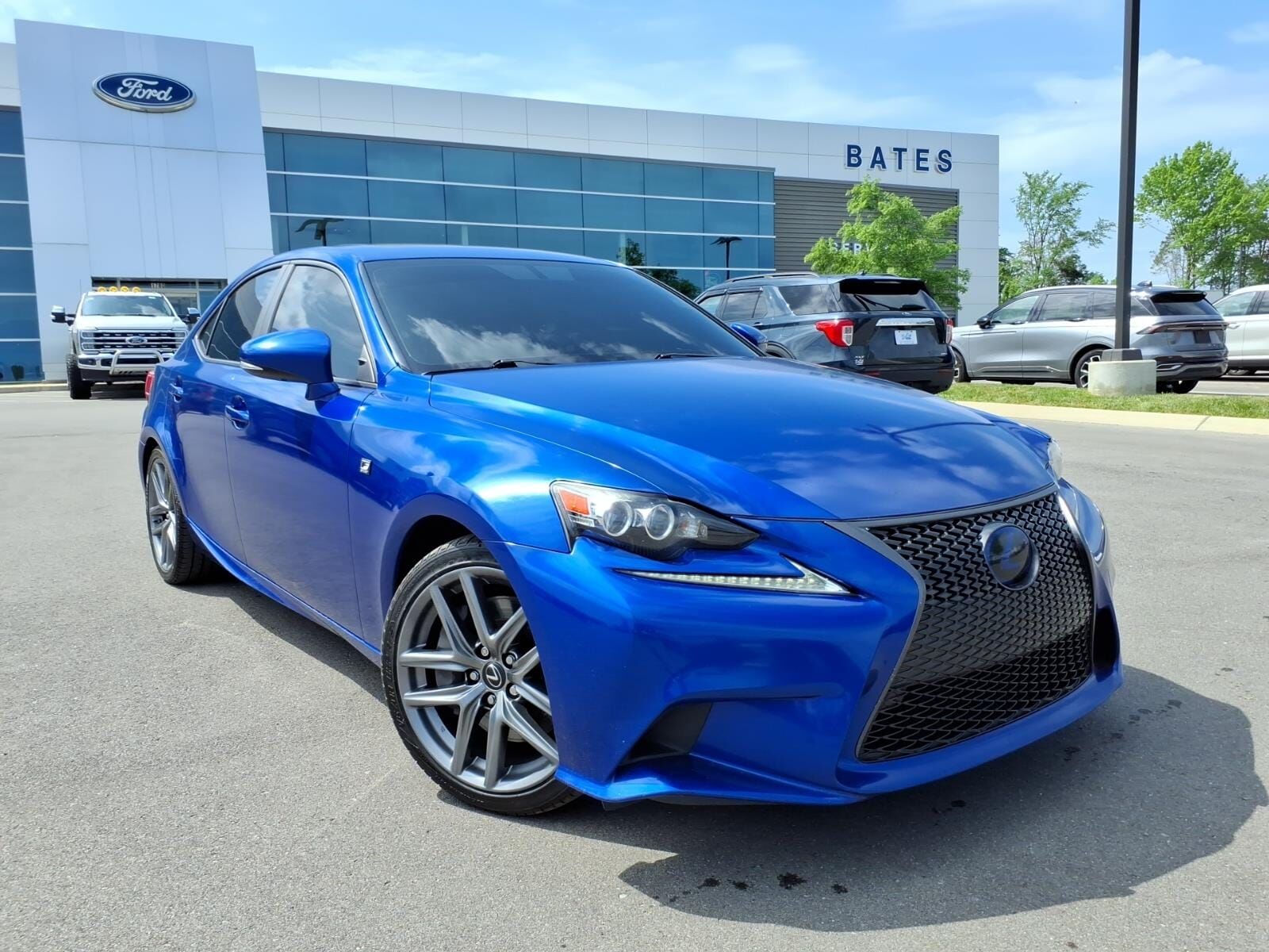 2016 LEXUS IS