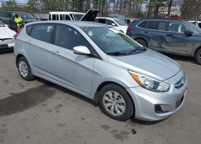2015 HYUNDAI Accent